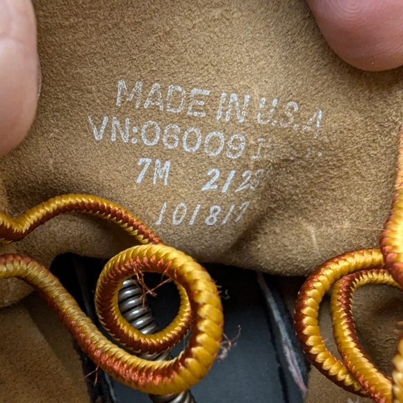 Womens L.L. Bean Duck Boots Sz 7 M Used Made in the USA Classic Winter Outdoor - Picture 8 of 8